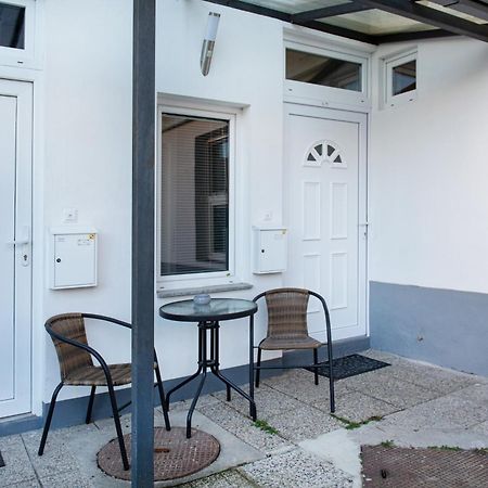 Apartments Tivoli リュブリャナ エクステリア 写真