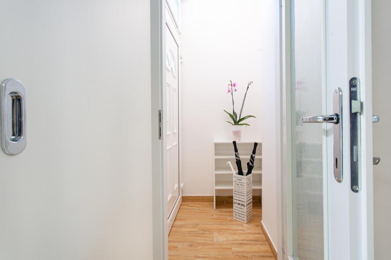 Apartments Tivoli リュブリャナ エクステリア 写真