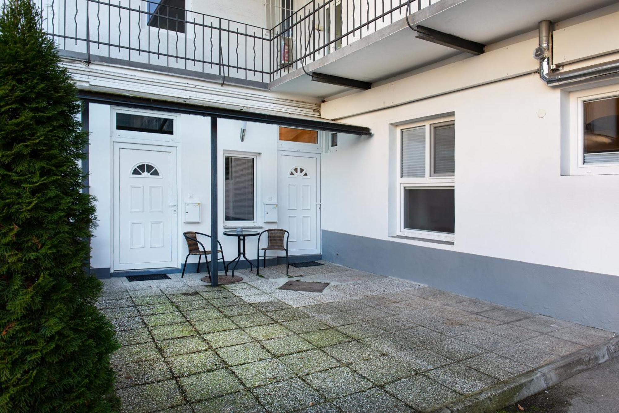 Apartments Tivoli リュブリャナ エクステリア 写真