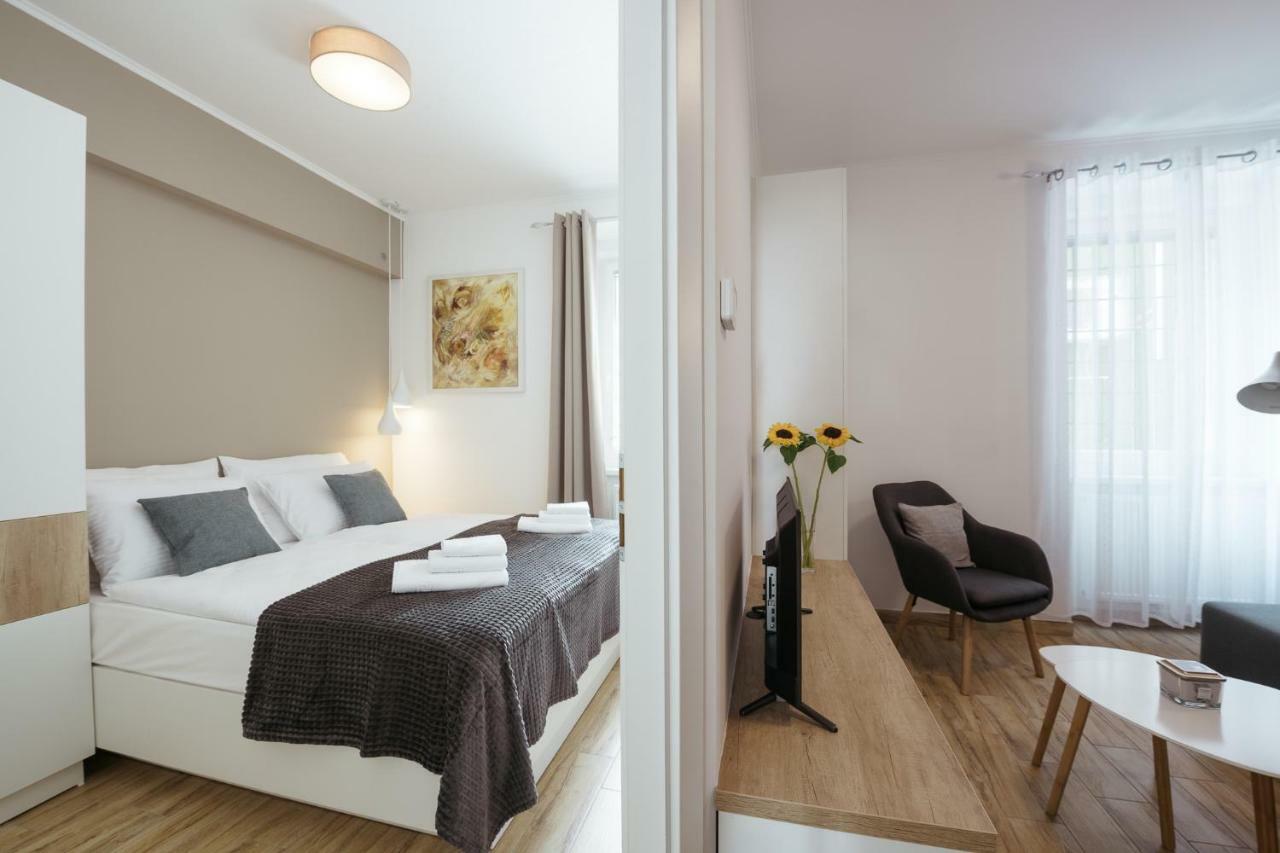 Apartments Tivoli リュブリャナ エクステリア 写真