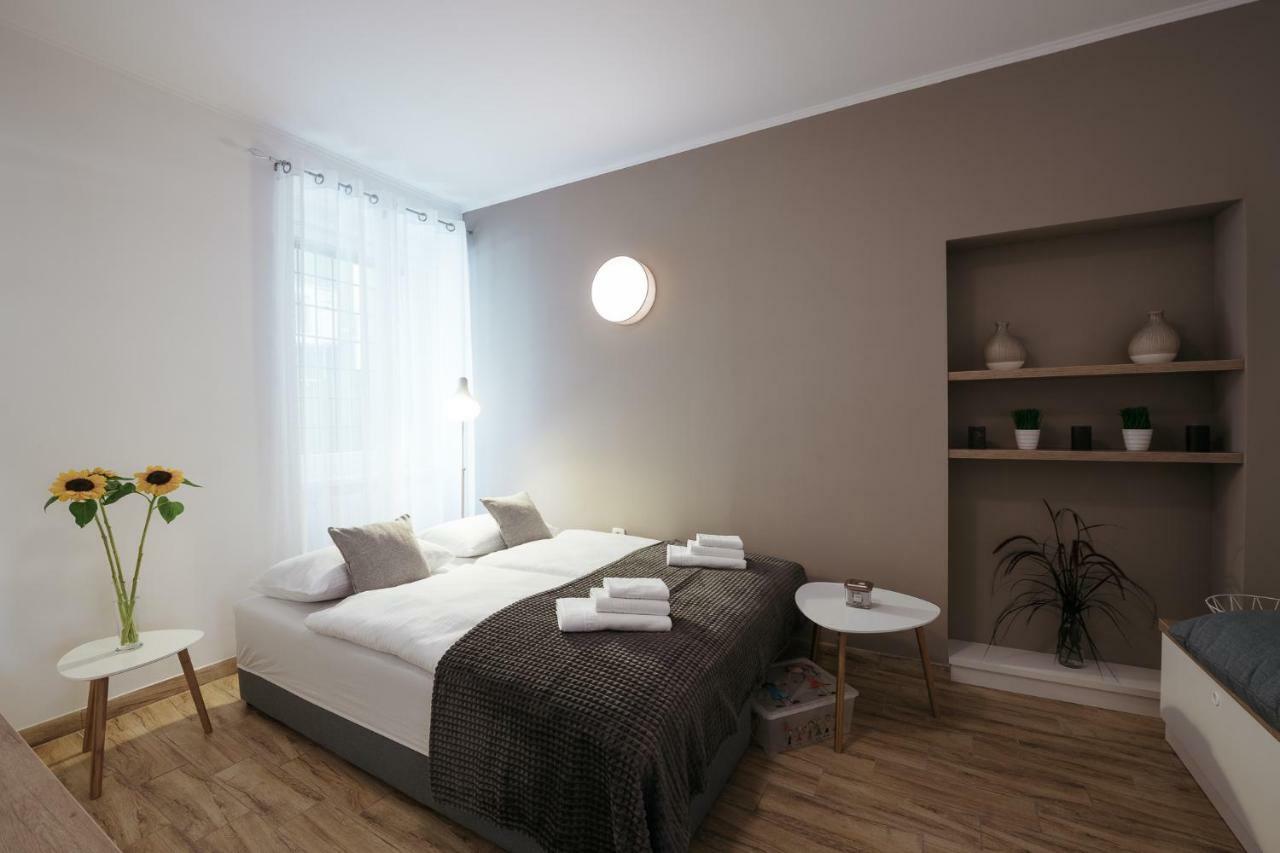 Apartments Tivoli リュブリャナ エクステリア 写真