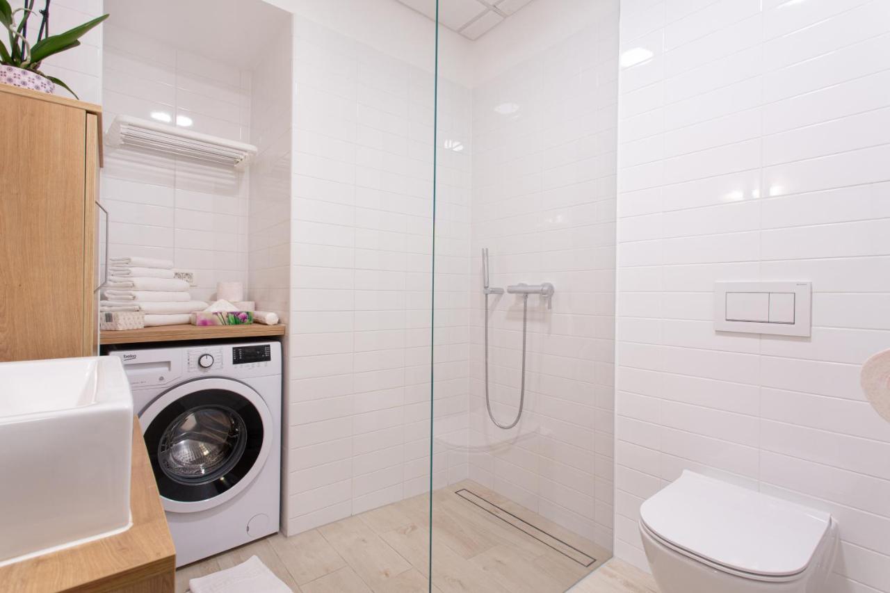 Apartments Tivoli リュブリャナ エクステリア 写真