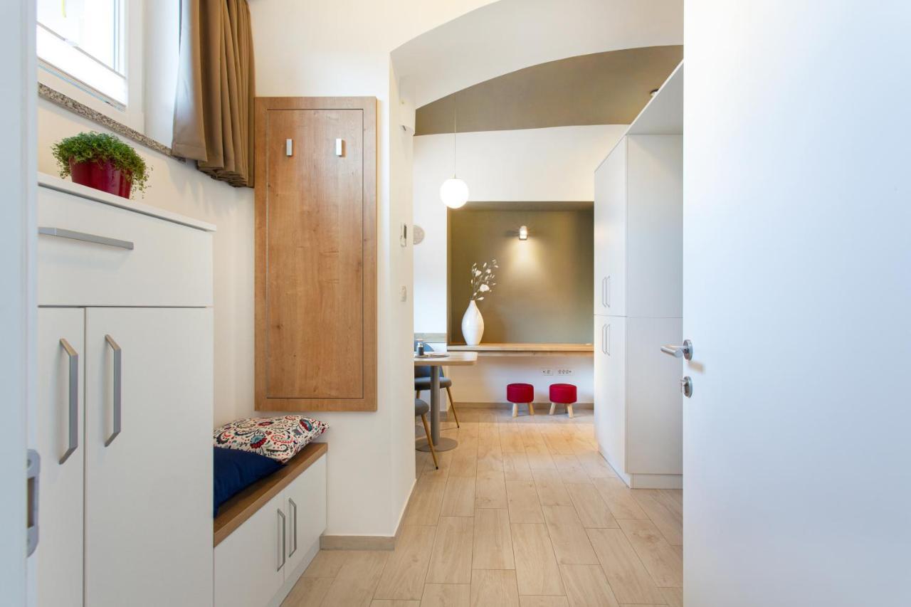 Apartments Tivoli リュブリャナ エクステリア 写真